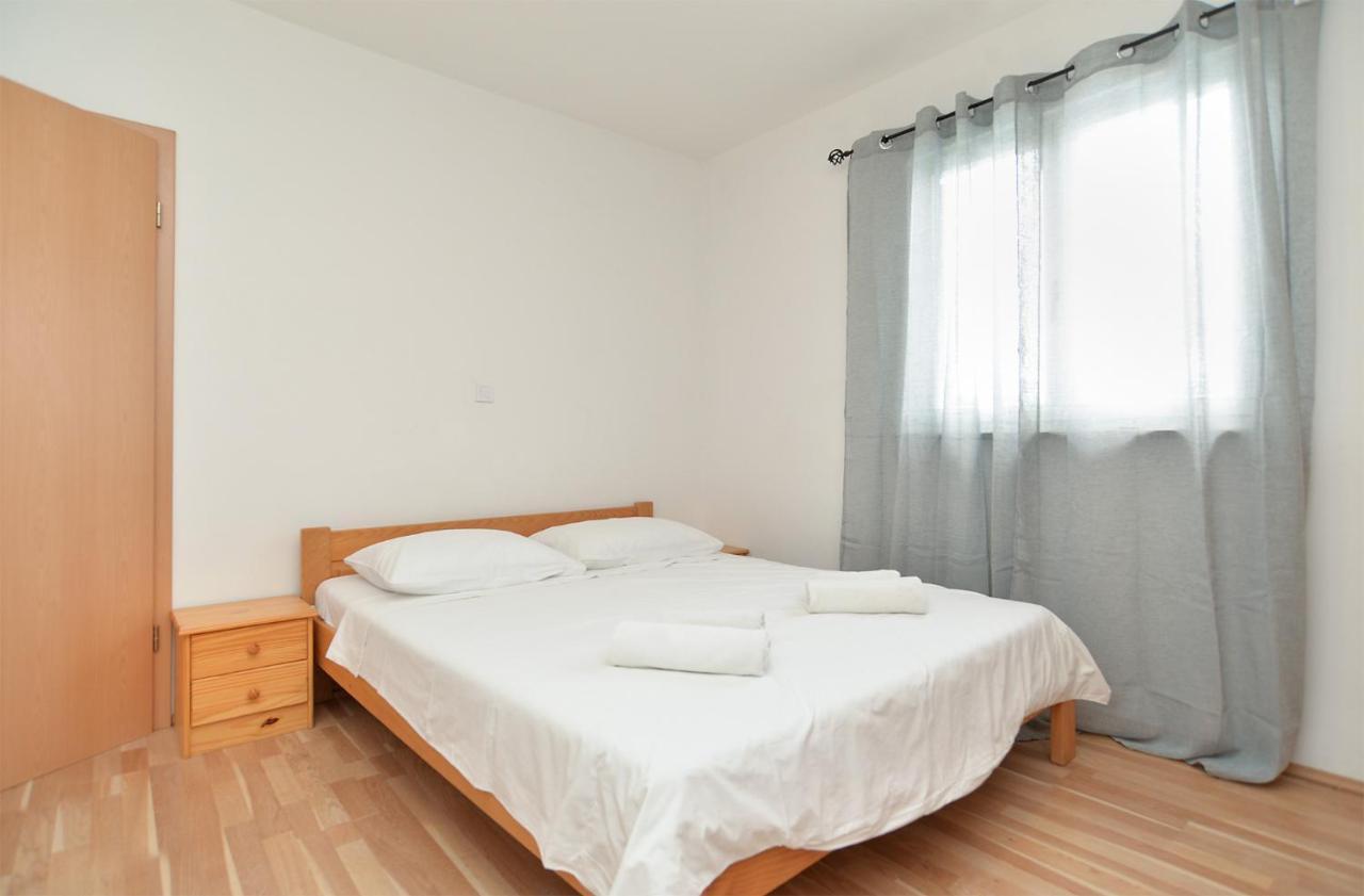 House Dragan 1980 Villa Пула Екстериор снимка