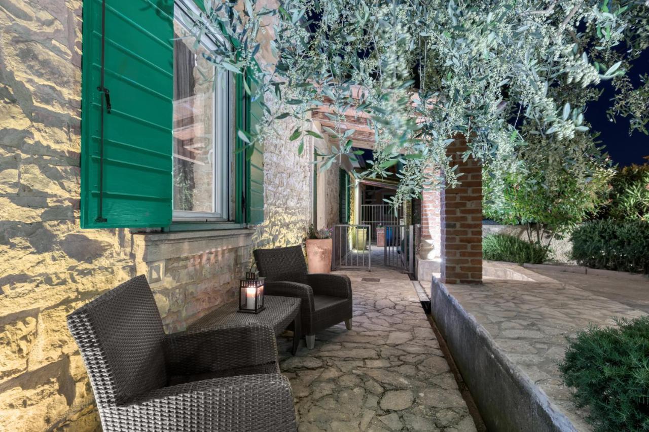 House Dragan 1980 Villa Пула Екстериор снимка